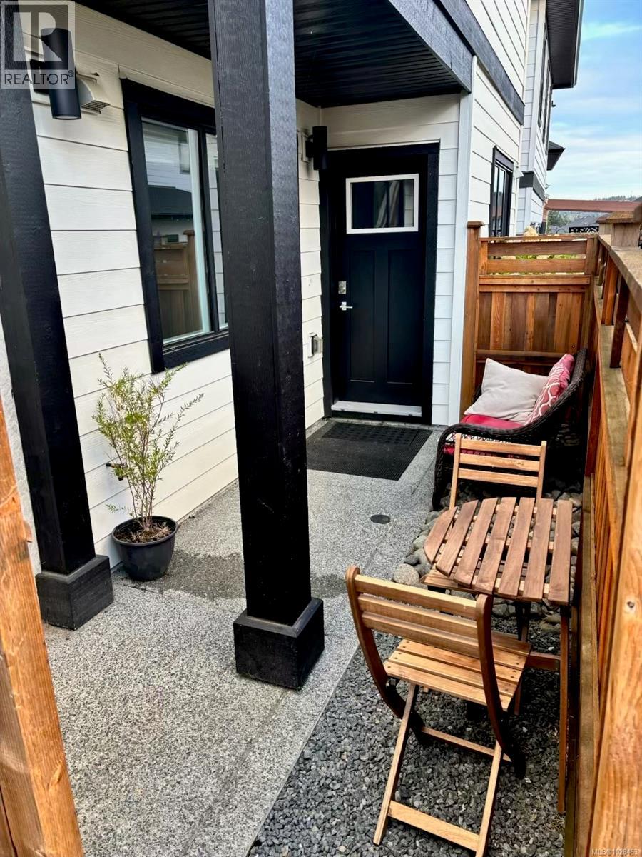  1298 Centauri Drive, Langford