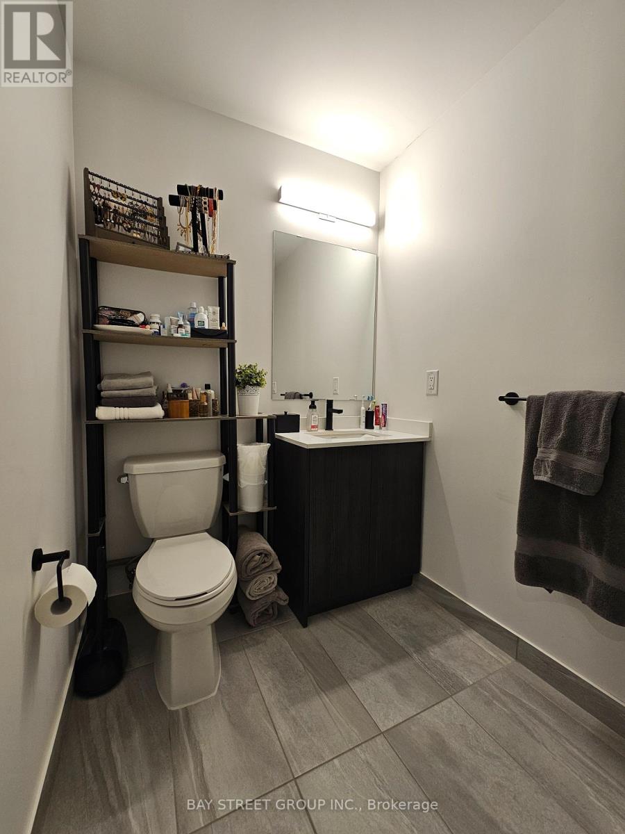 #801 2369 DANFORTH AVENUE - 14
