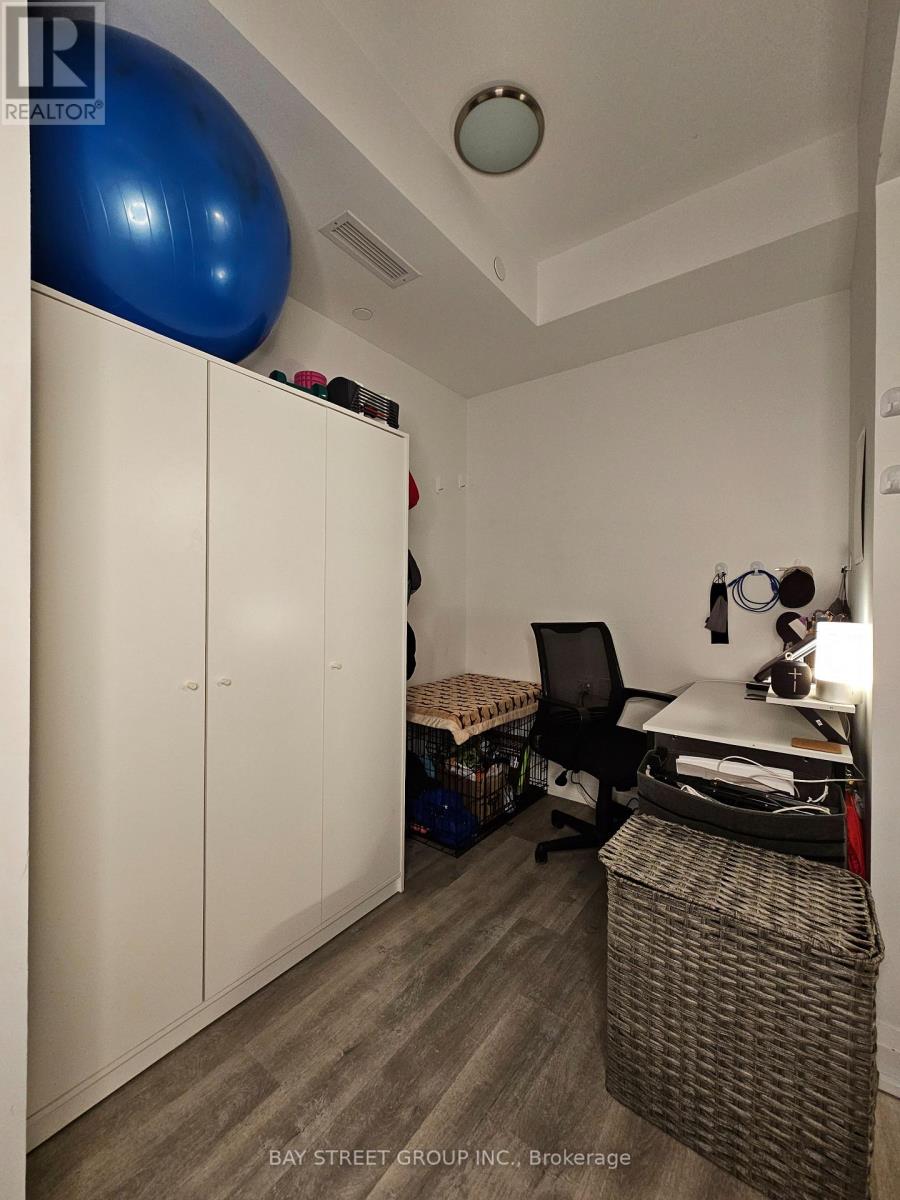 #801 2369 DANFORTH AVENUE - 6