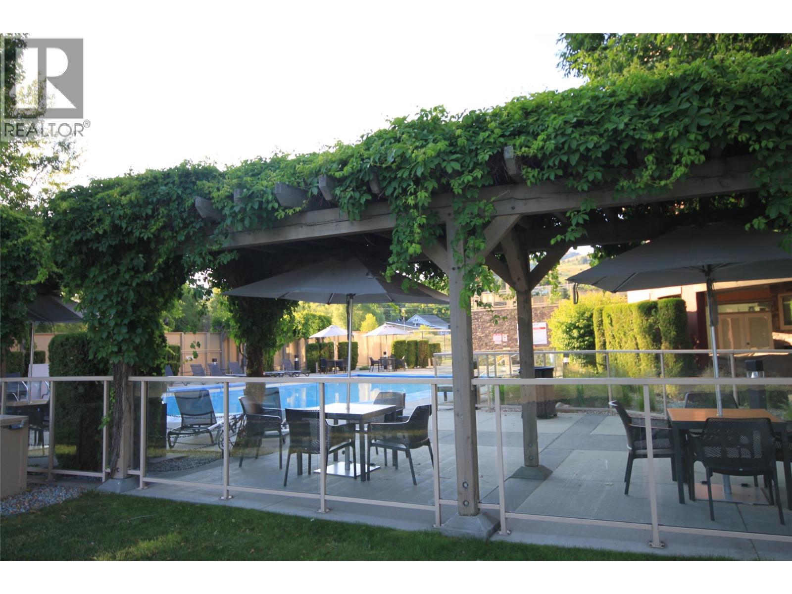 #2204 7343 Okanagan Landing Road - 33