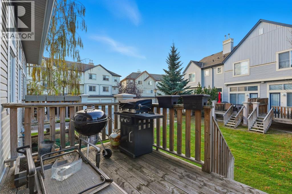 Single Family House 4 Level for Sale in  copperfield Court SE Copperfield Calgary 