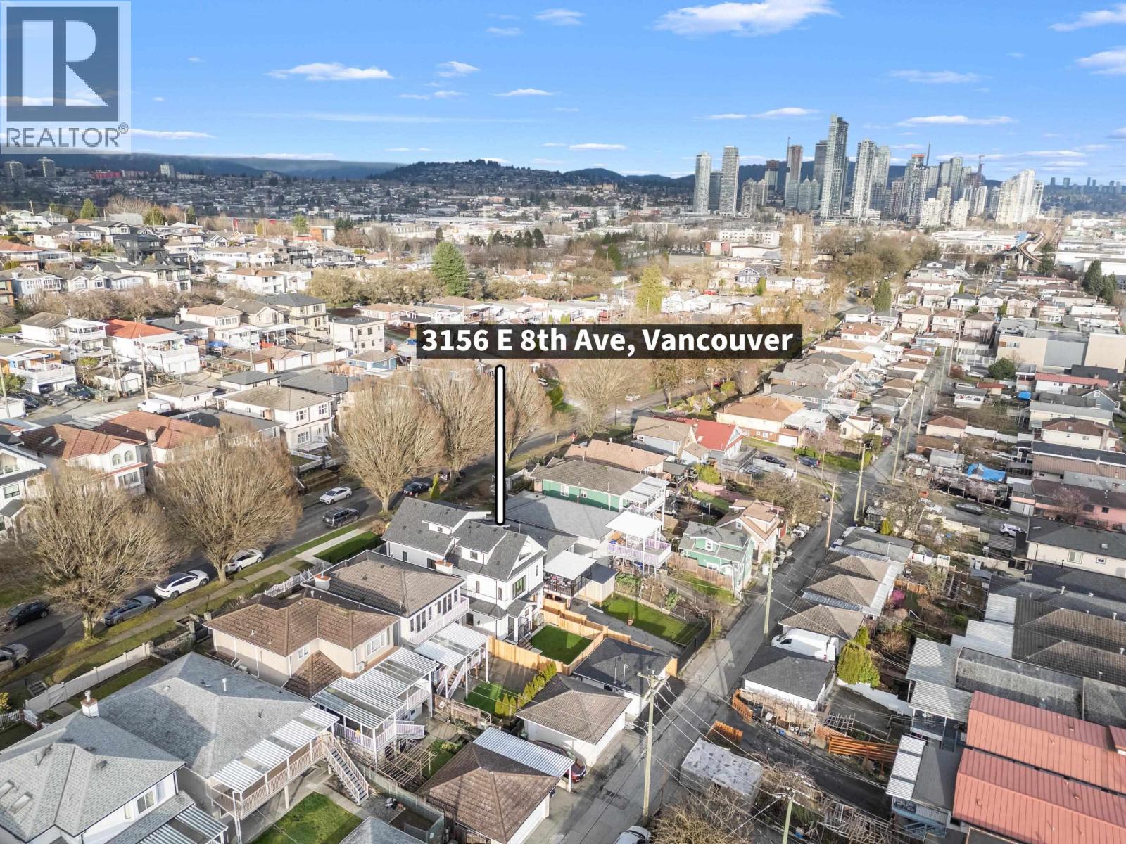 3156-2 E 8TH AVENUE, Vancouver