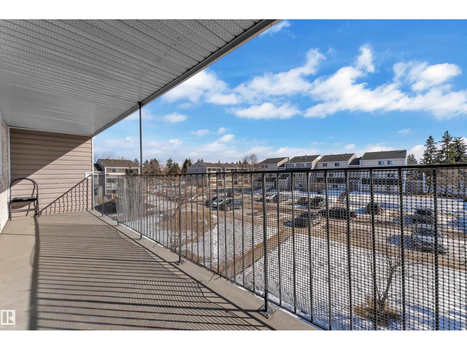 #5 3855 76 ST NW - 19