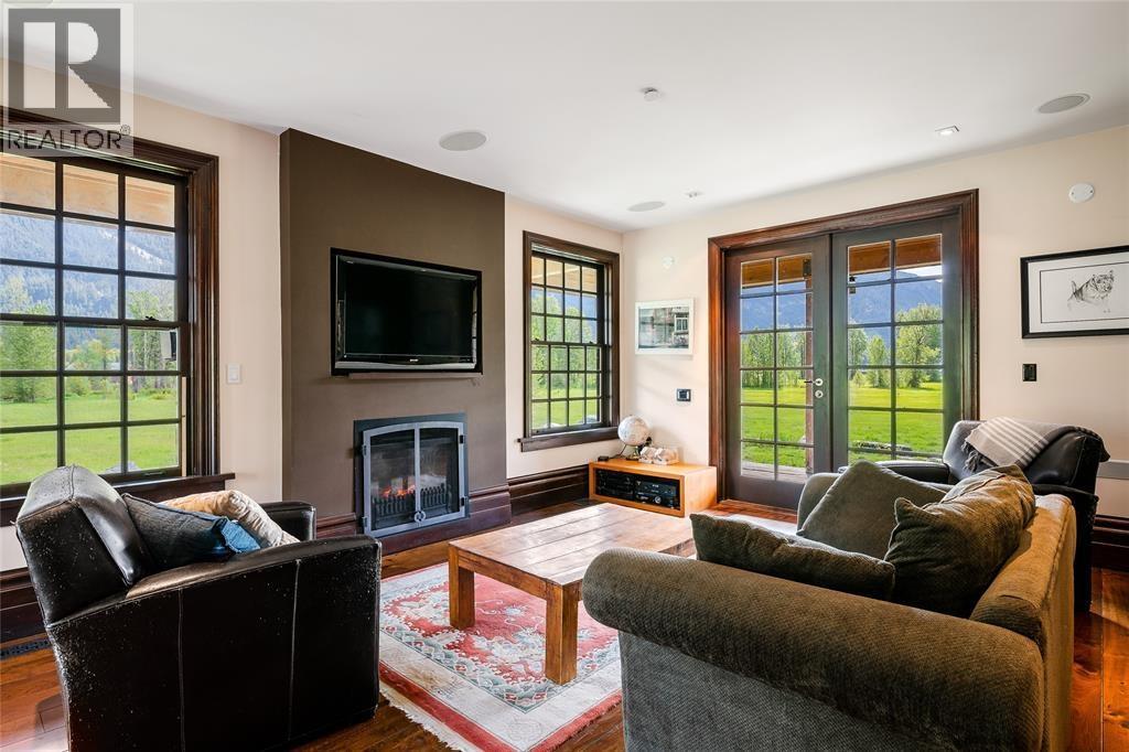 9115 PEMBERTON MEADOWS ROAD, Pemberton