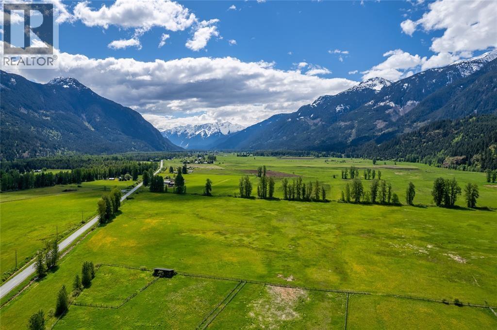 9115 PEMBERTON MEADOWS ROAD, Pemberton