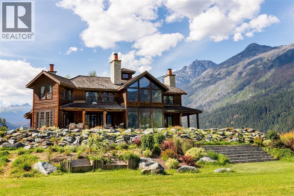 9115 PEMBERTON MEADOWS ROAD, Pemberton