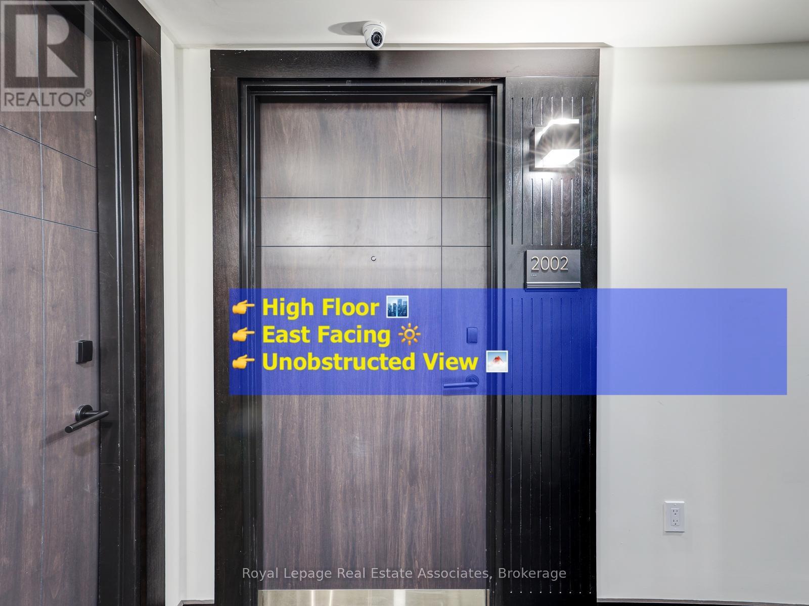 2002 - 145 COLUMBIA STREET W