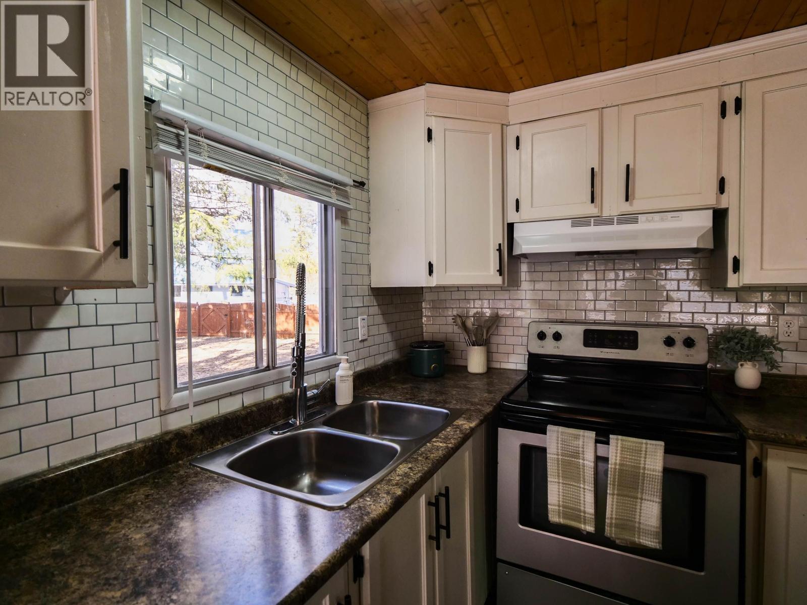 3079 RED BLUFF ROAD, Quesnel