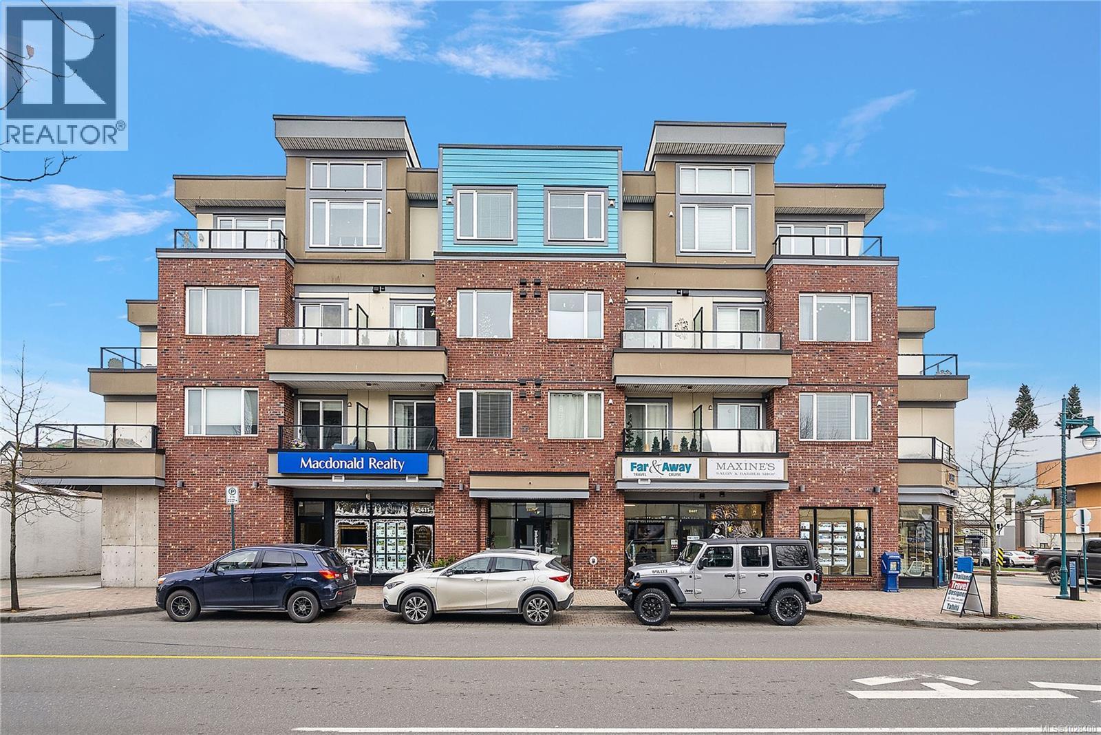 PH403 2409 Bevan Ave, Sidney