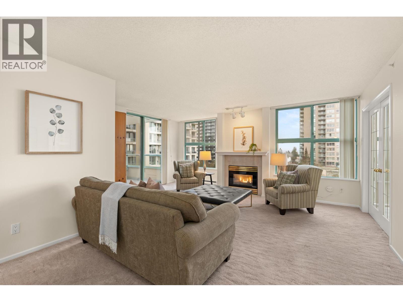 704 728 PRINCESS Street - main photo