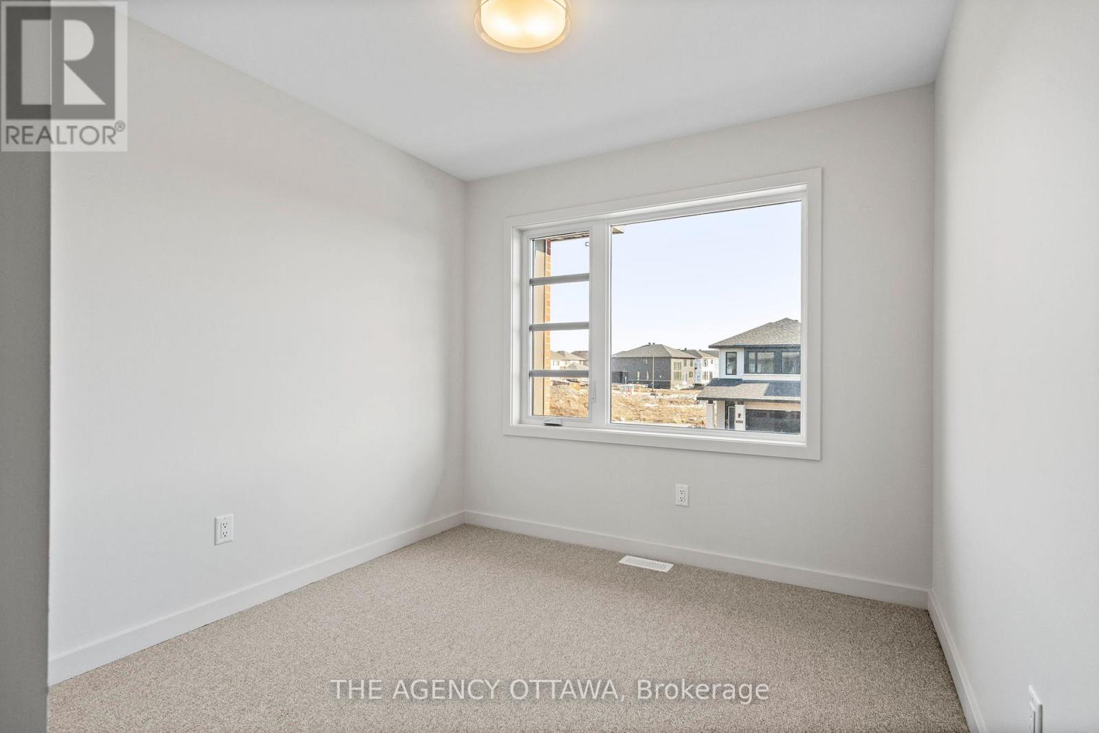 267 APRICOT STREET - 26