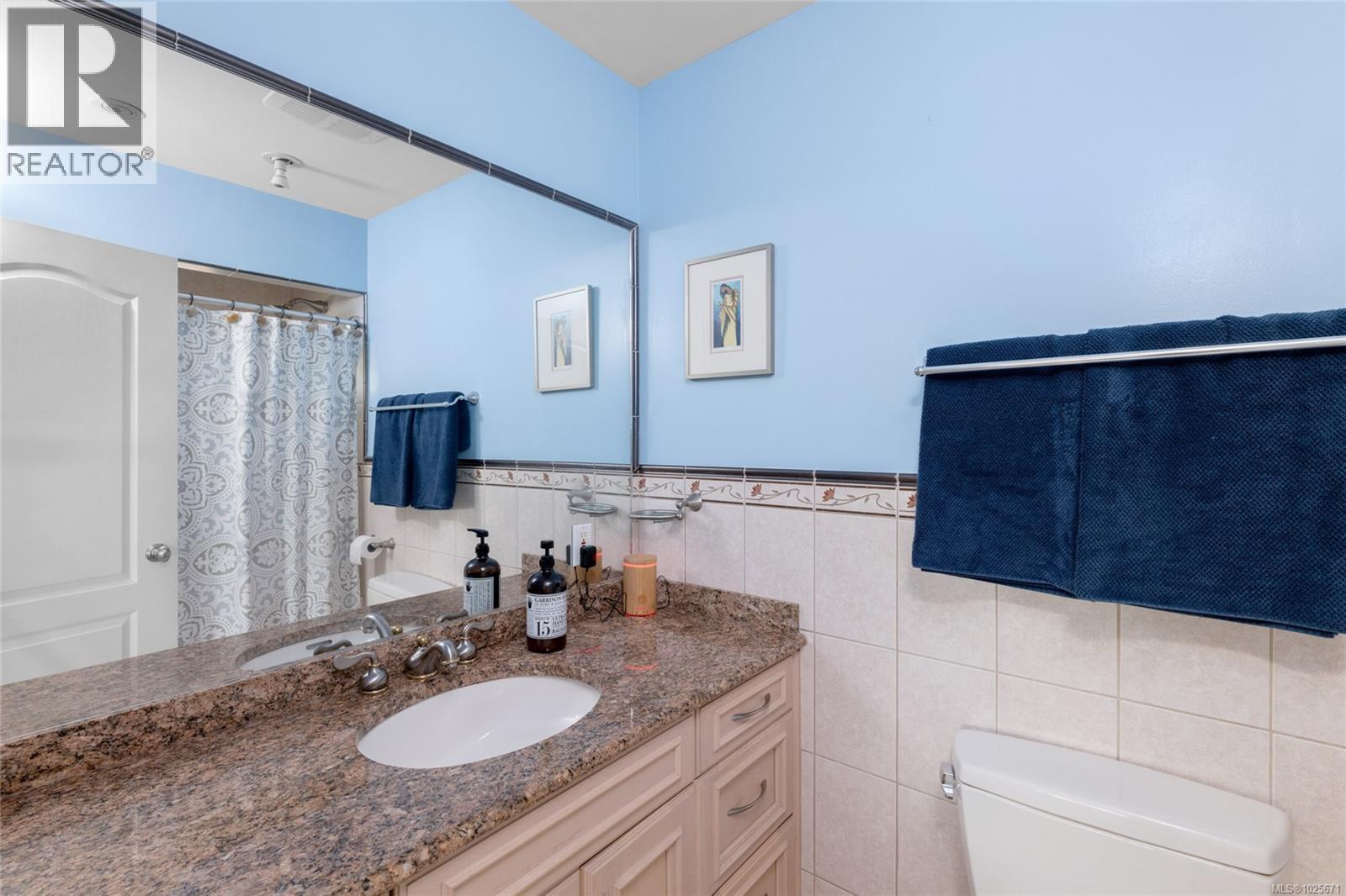 2881 PHYLLIS ST - 24