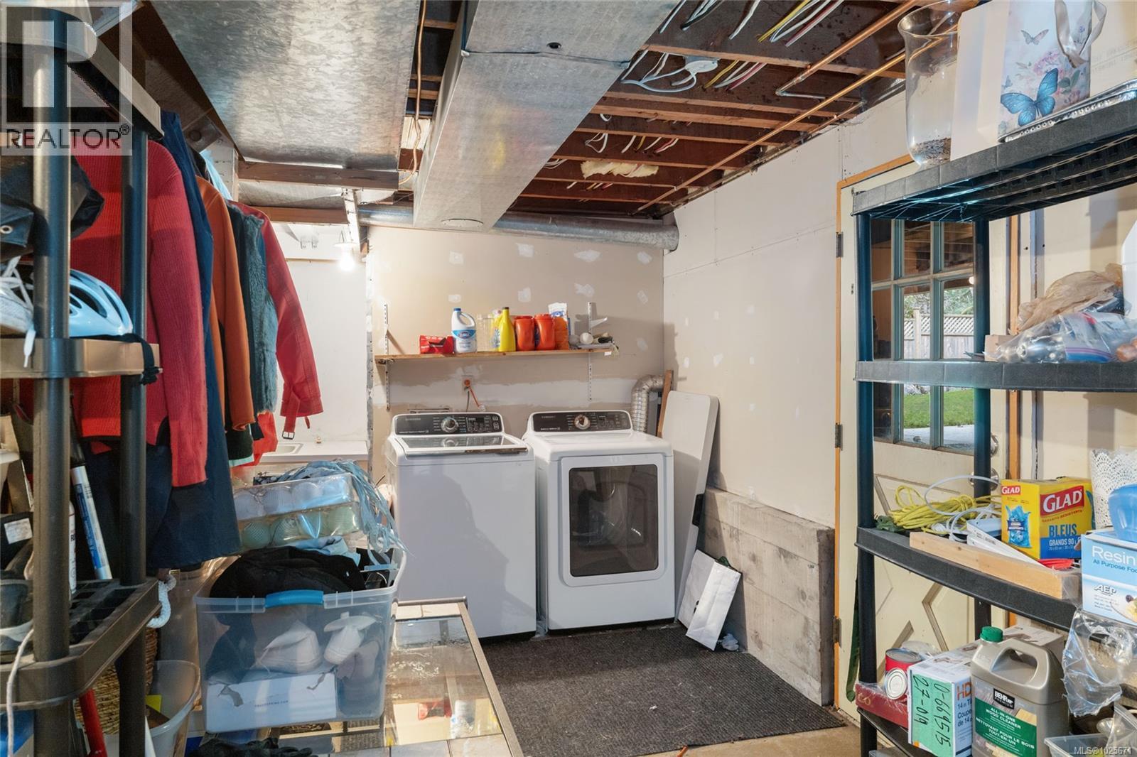 2881 PHYLLIS ST - 57