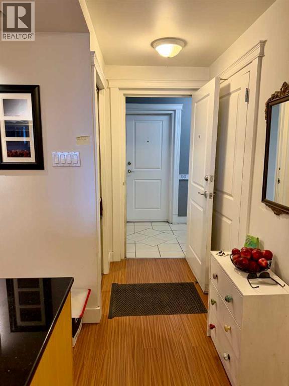 Single Family House for Sale in    Avenue NW Mount Pleasant Calgary 