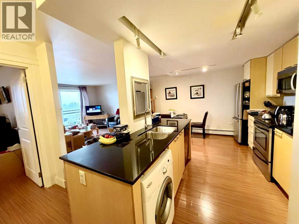 Single Family House for Sale in    Avenue NW Mount Pleasant Calgary 