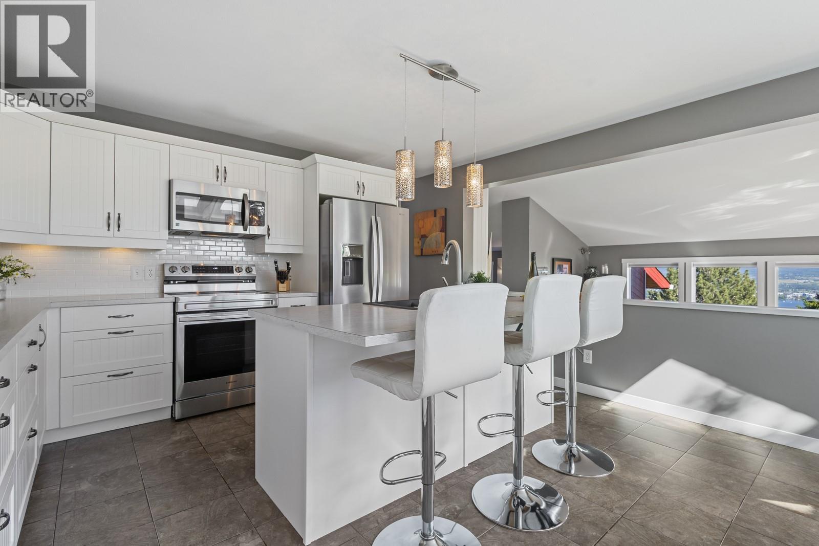 1532 Klein Road, West Kelowna