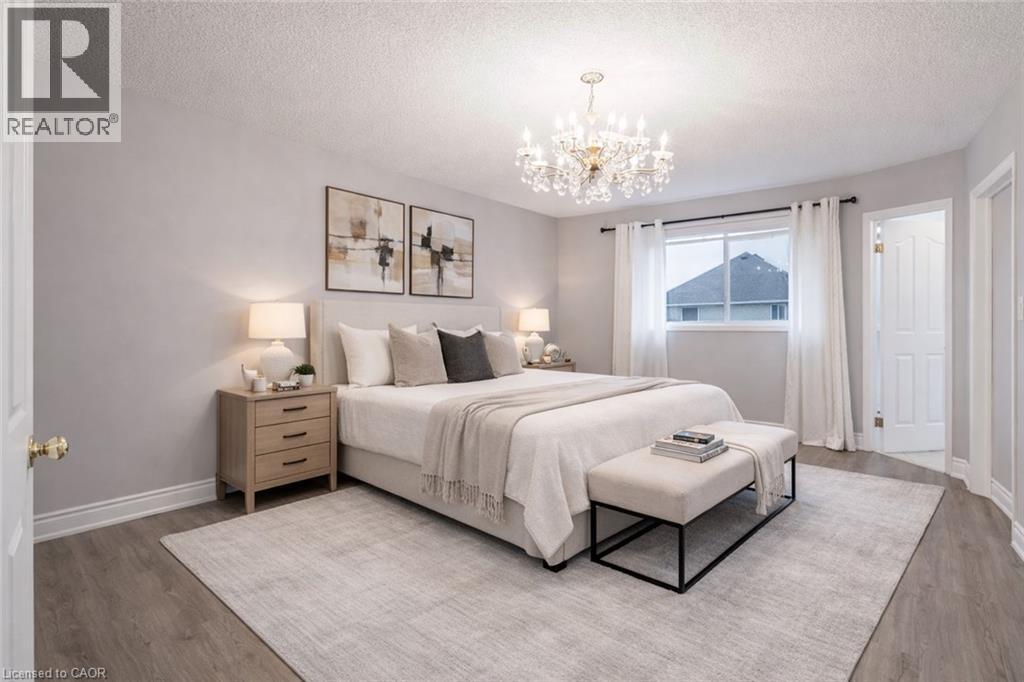 42 HILLGARDEN Drive - 22