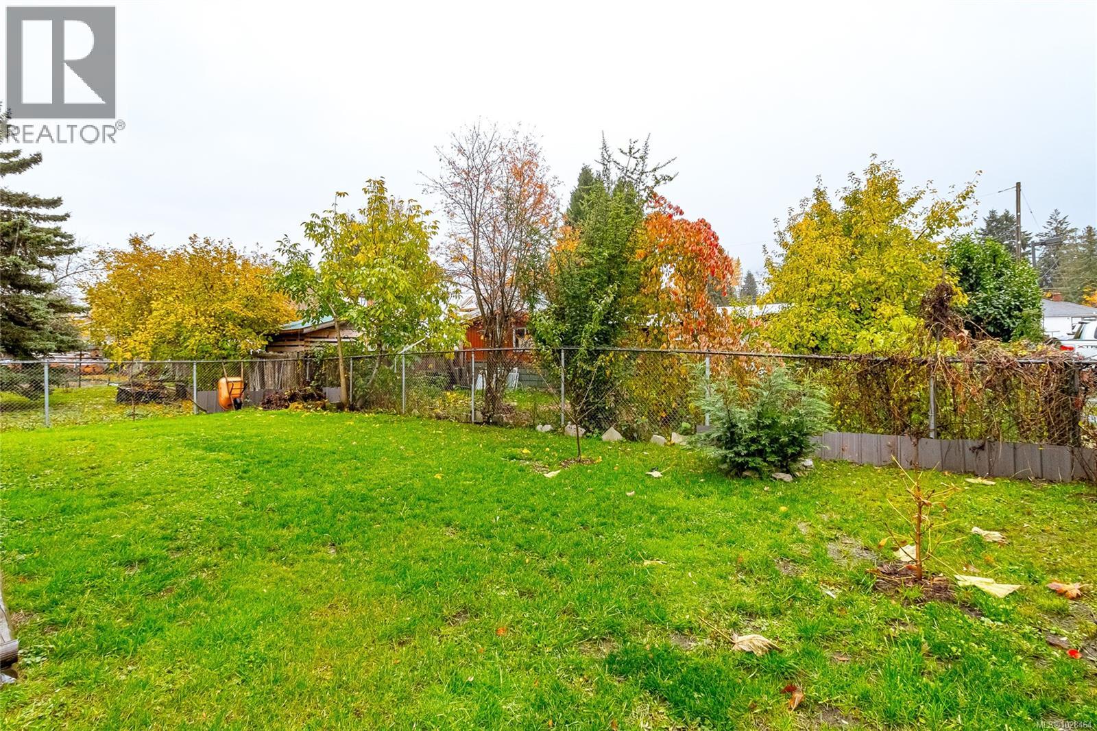 84 Lakeview Ave - 15