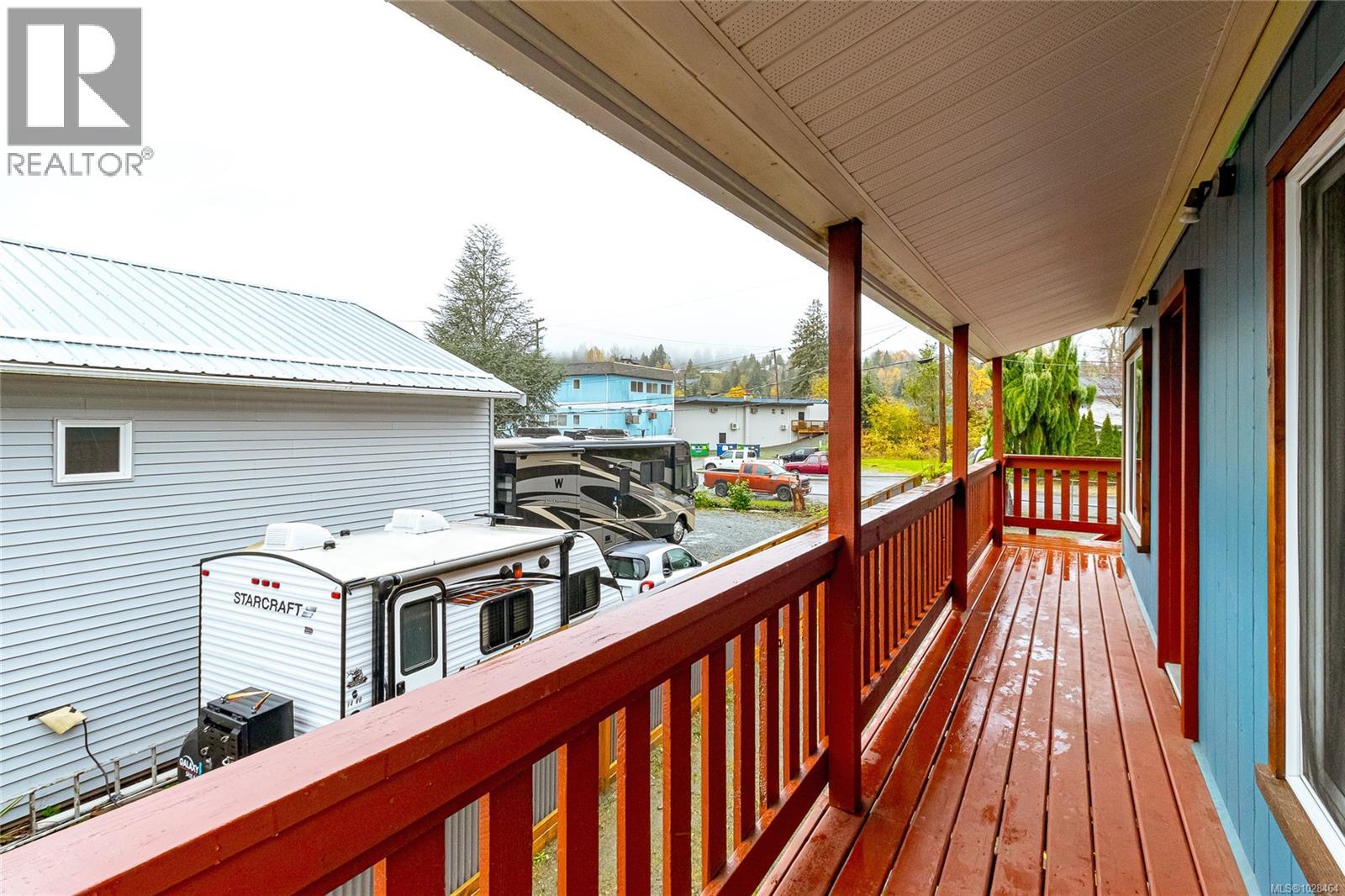 84 Lakeview Ave - 21