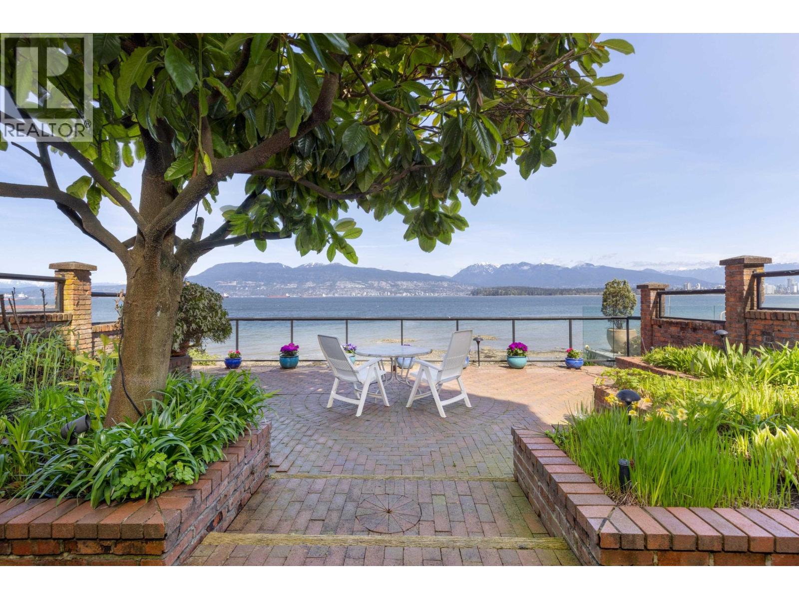 3167 POINT GREY ROAD, Vancouver