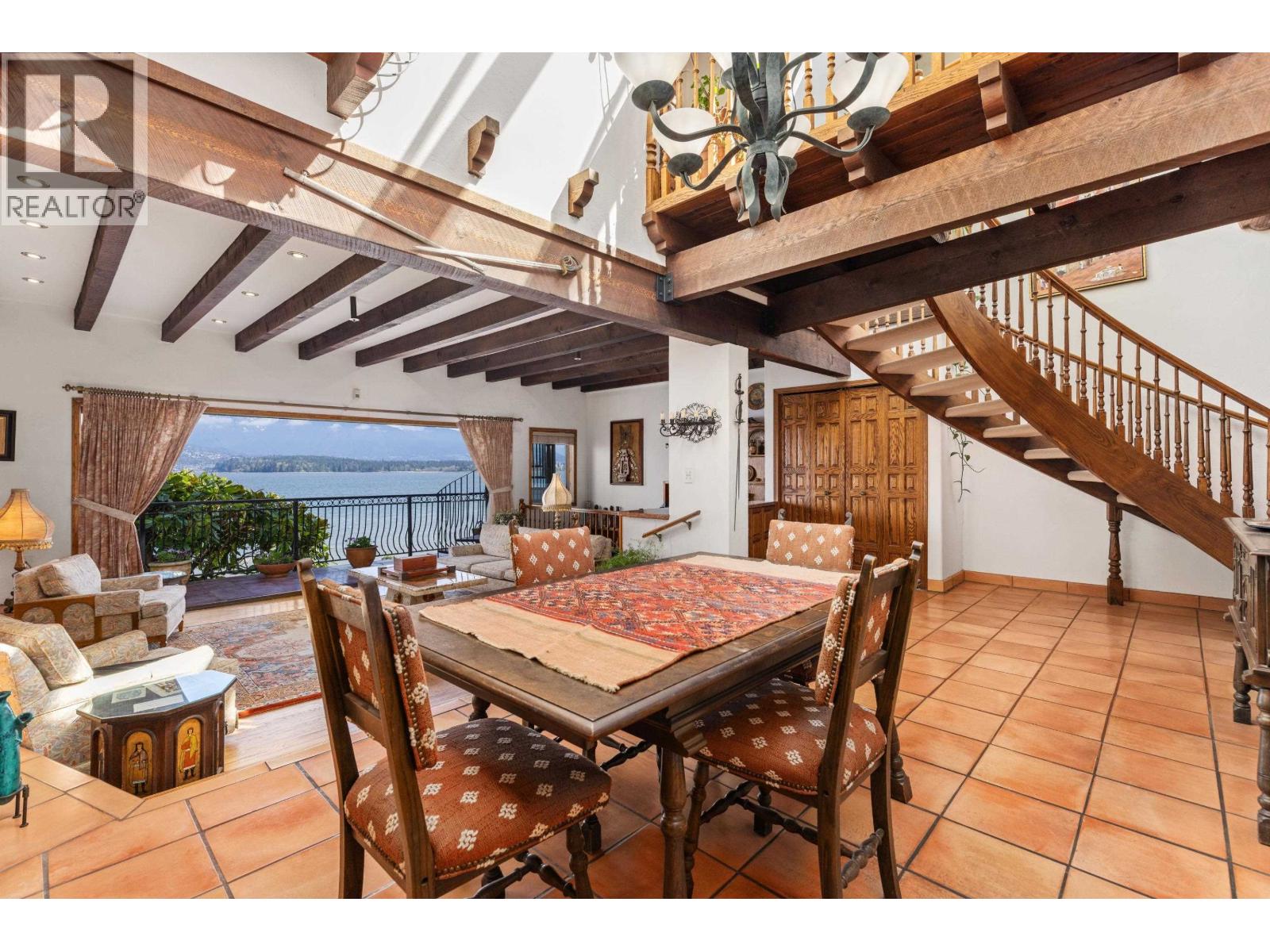 3167 POINT GREY ROAD, Vancouver