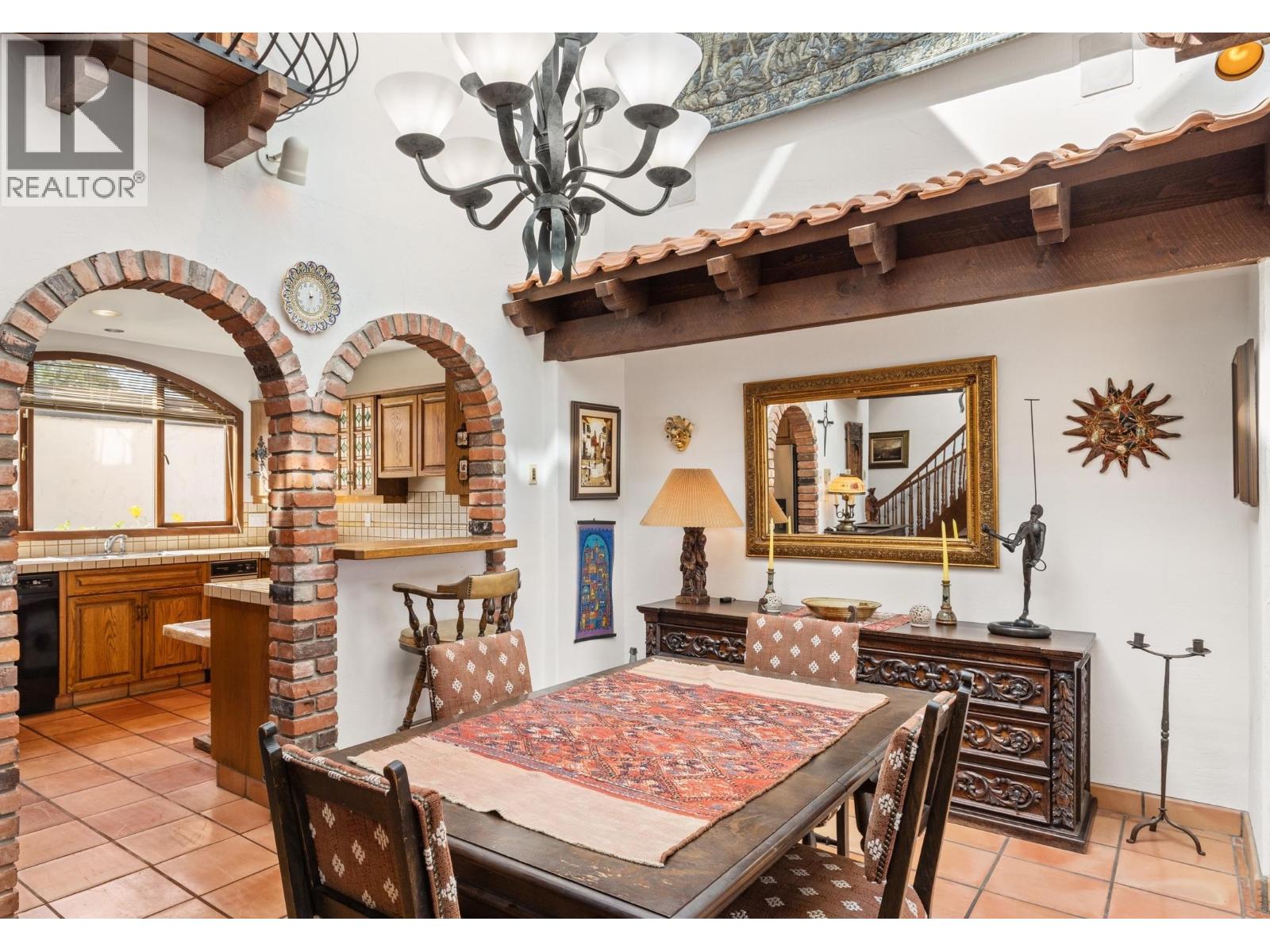 3167 POINT GREY ROAD, Vancouver