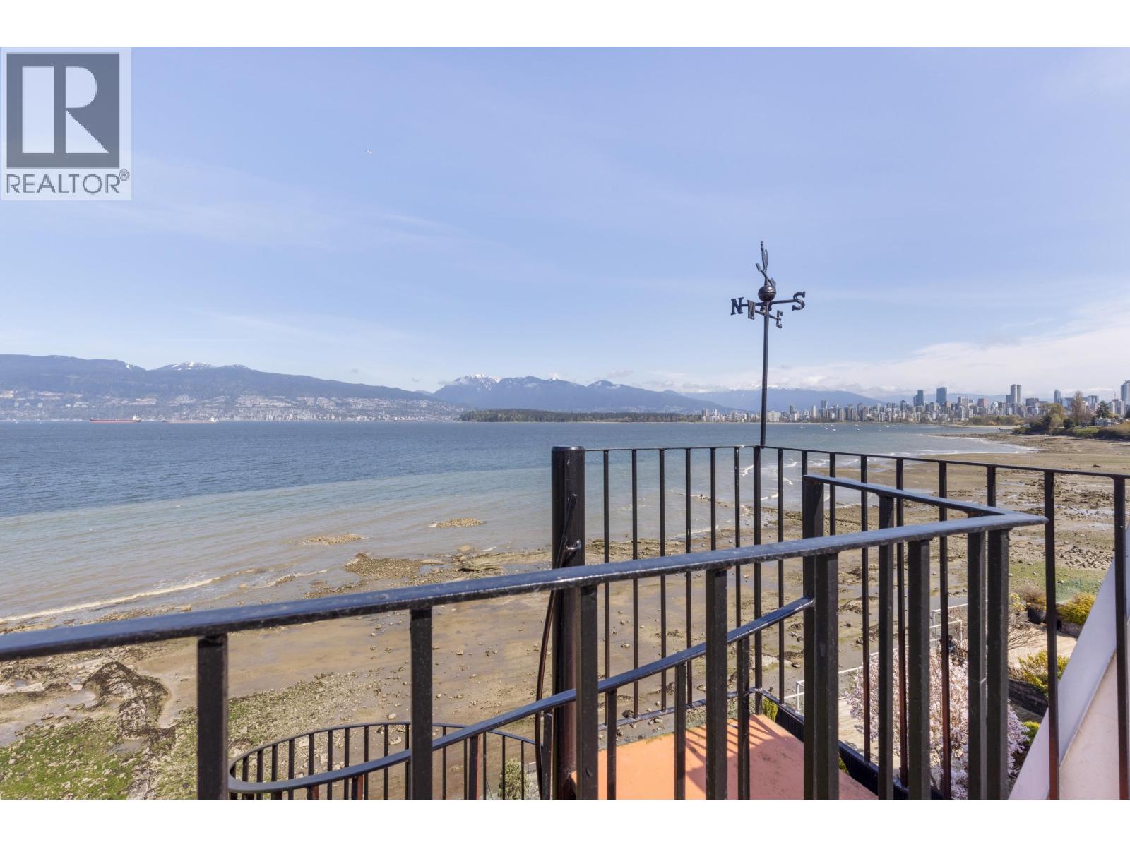 3167 POINT GREY ROAD, Vancouver