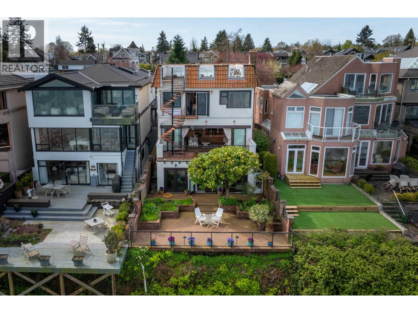 3167 POINT GREY ROAD, Vancouver