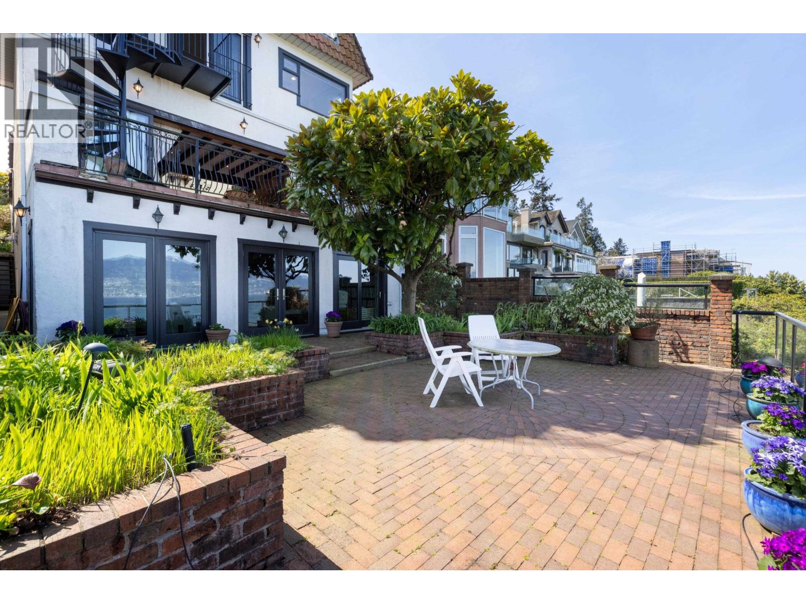 3167 POINT GREY ROAD, Vancouver