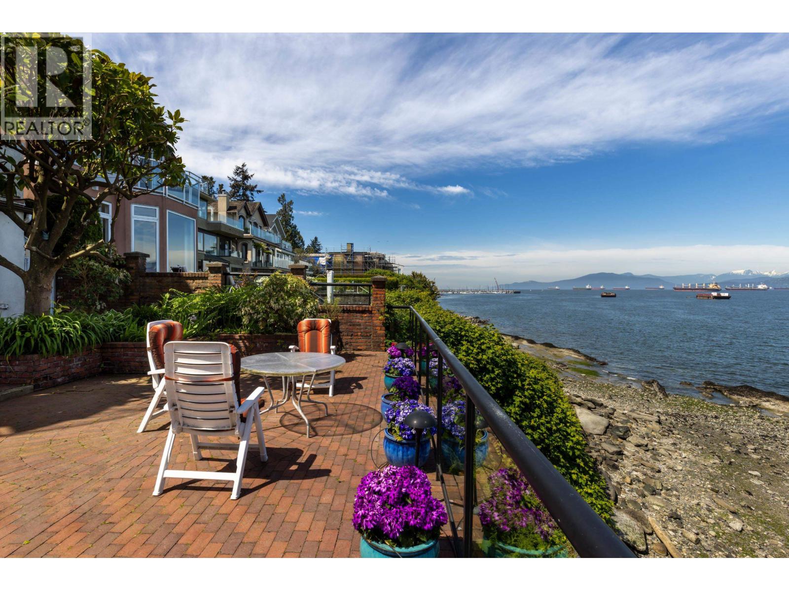 3167 POINT GREY ROAD, Vancouver