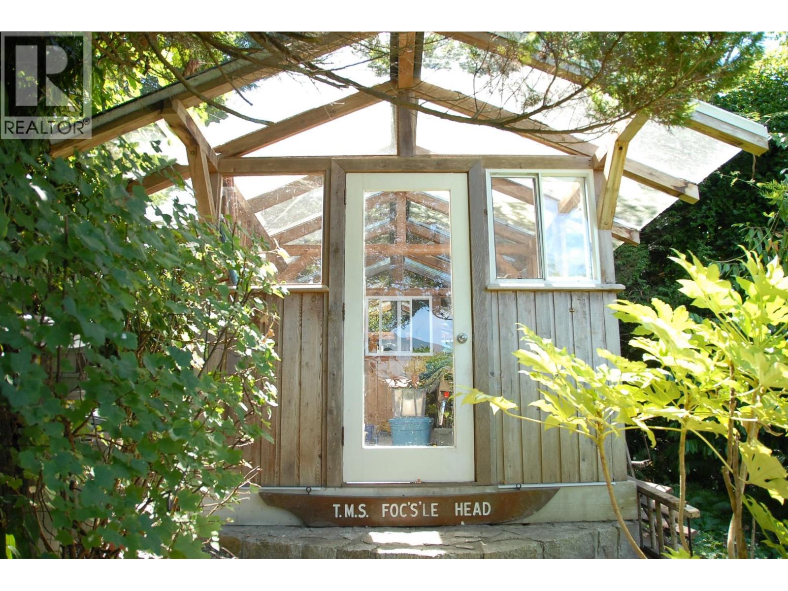 7145 CLIFF ROAD, West Vancouver