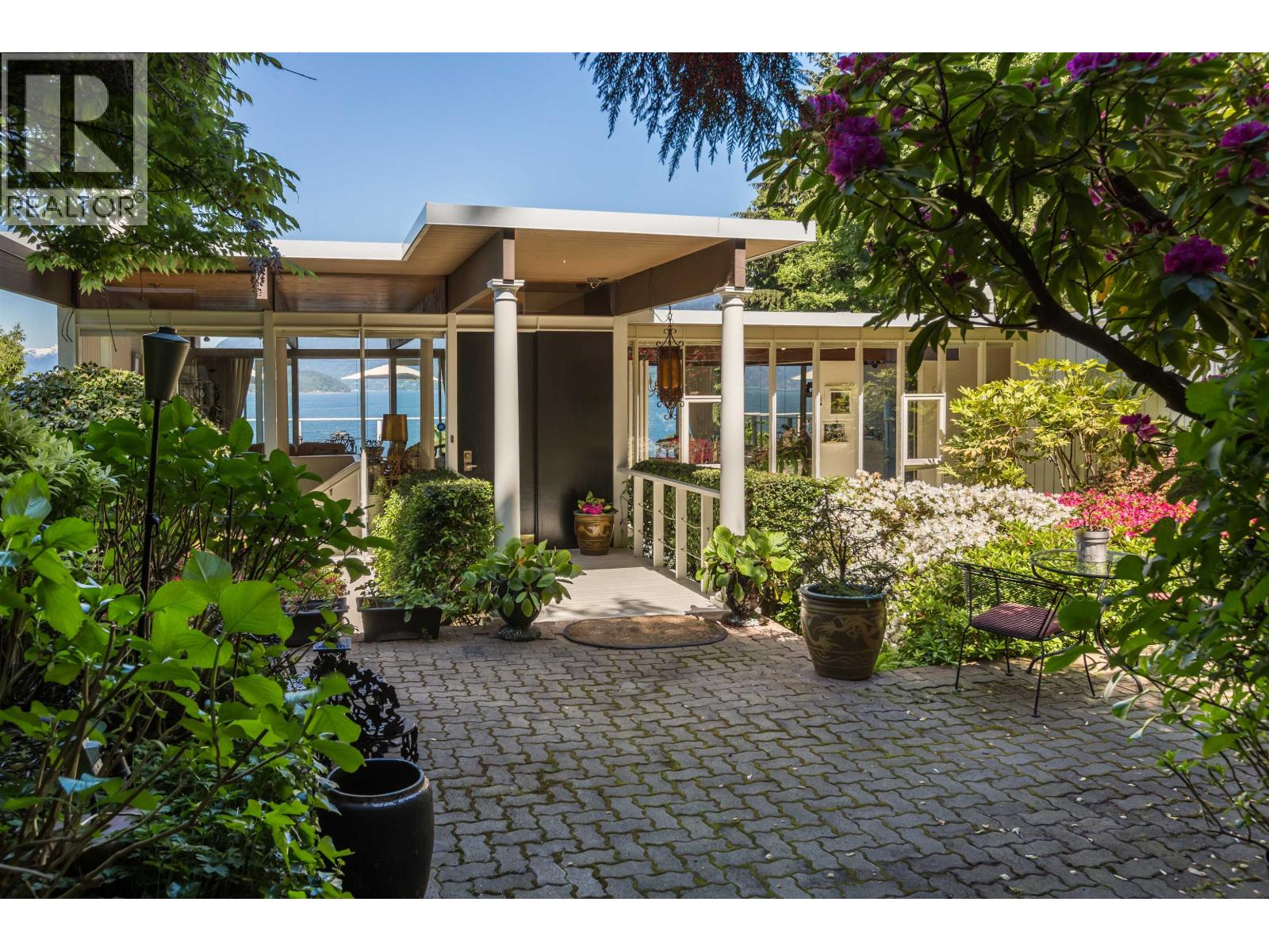 7145 CLIFF ROAD, West Vancouver