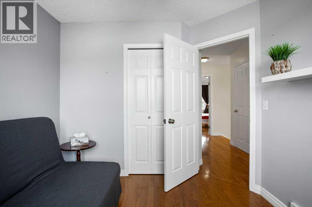 Single Family House for Sale in  Eversyde Circle SW Evergreen Calgary 