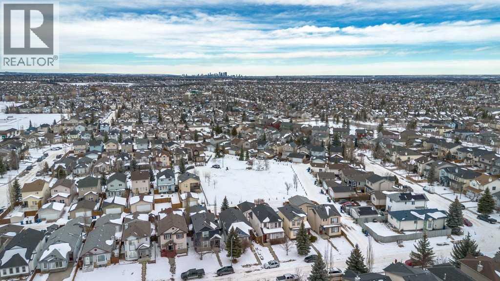 Single Family House for Sale in  Eversyde Circle SW Evergreen Calgary 