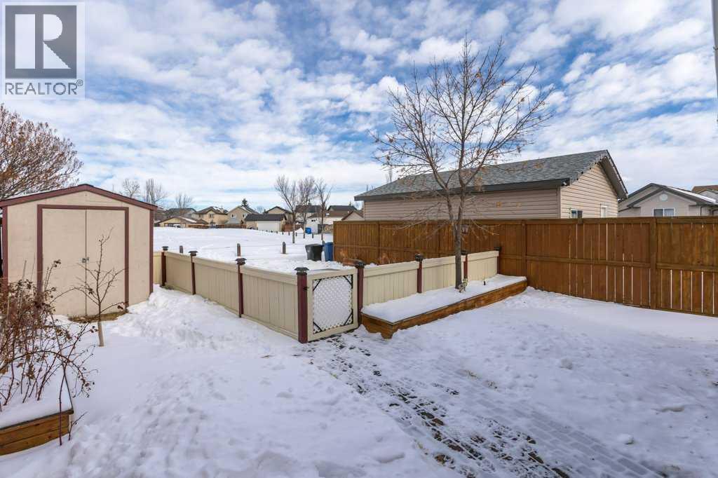 Single Family House for Sale in  Eversyde Circle SW Evergreen Calgary 