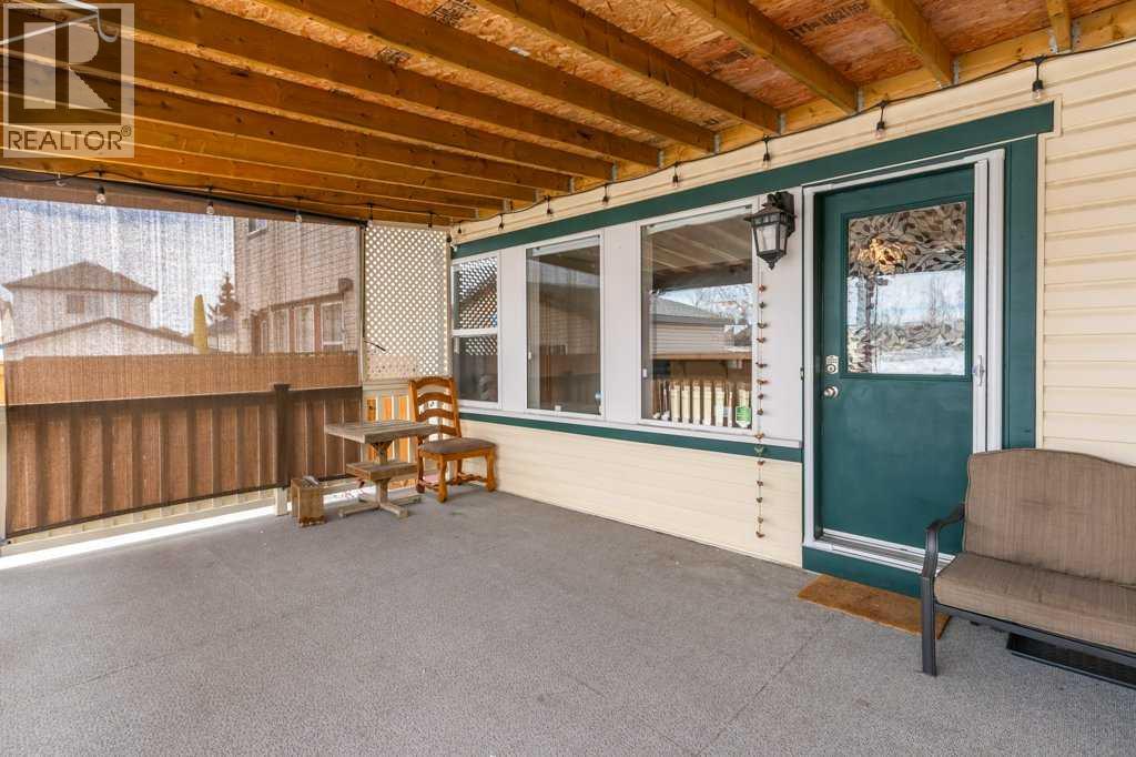 Single Family House for Sale in  Eversyde Circle SW Evergreen Calgary 