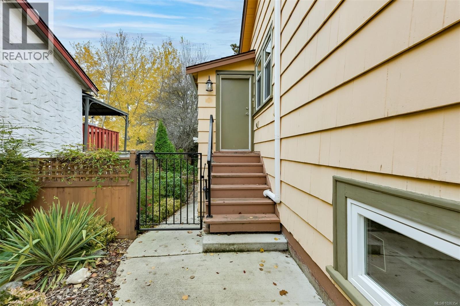 3312 KINGSLEY ST - 54