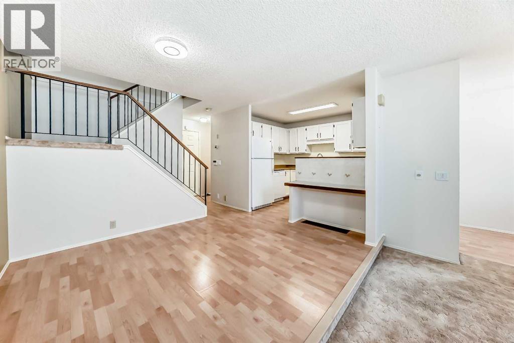 Single Family House for Sale in   Berwick Crescent NW Beddington Heights Calgary 