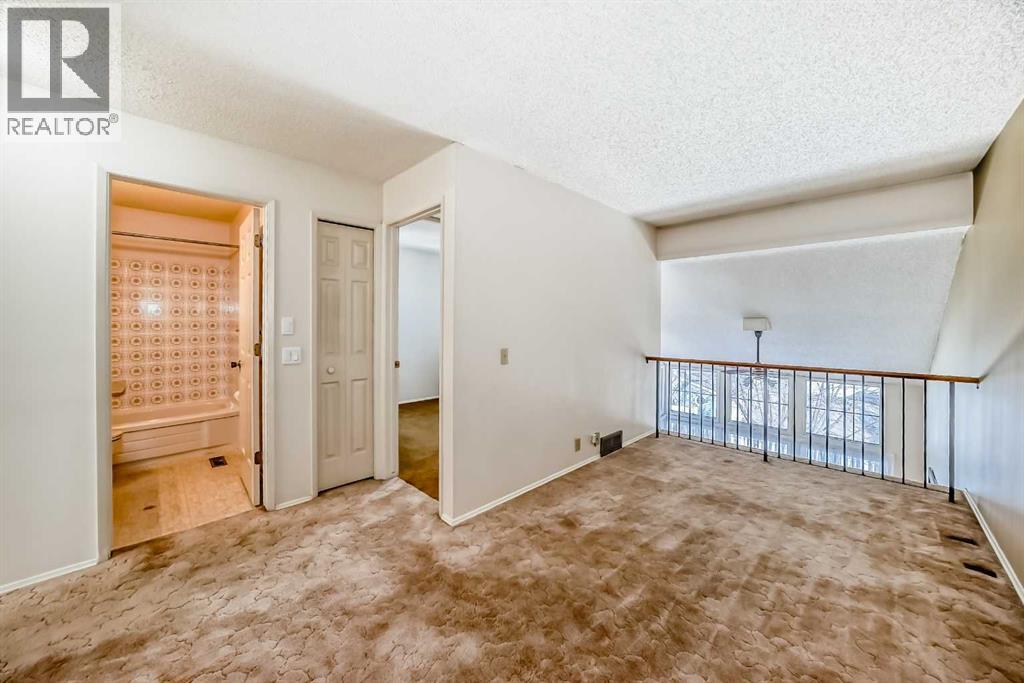 Single Family House for Sale in   Berwick Crescent NW Beddington Heights Calgary 