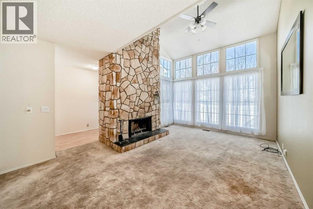 Single Family House for Sale in   Berwick Crescent NW Beddington Heights Calgary 