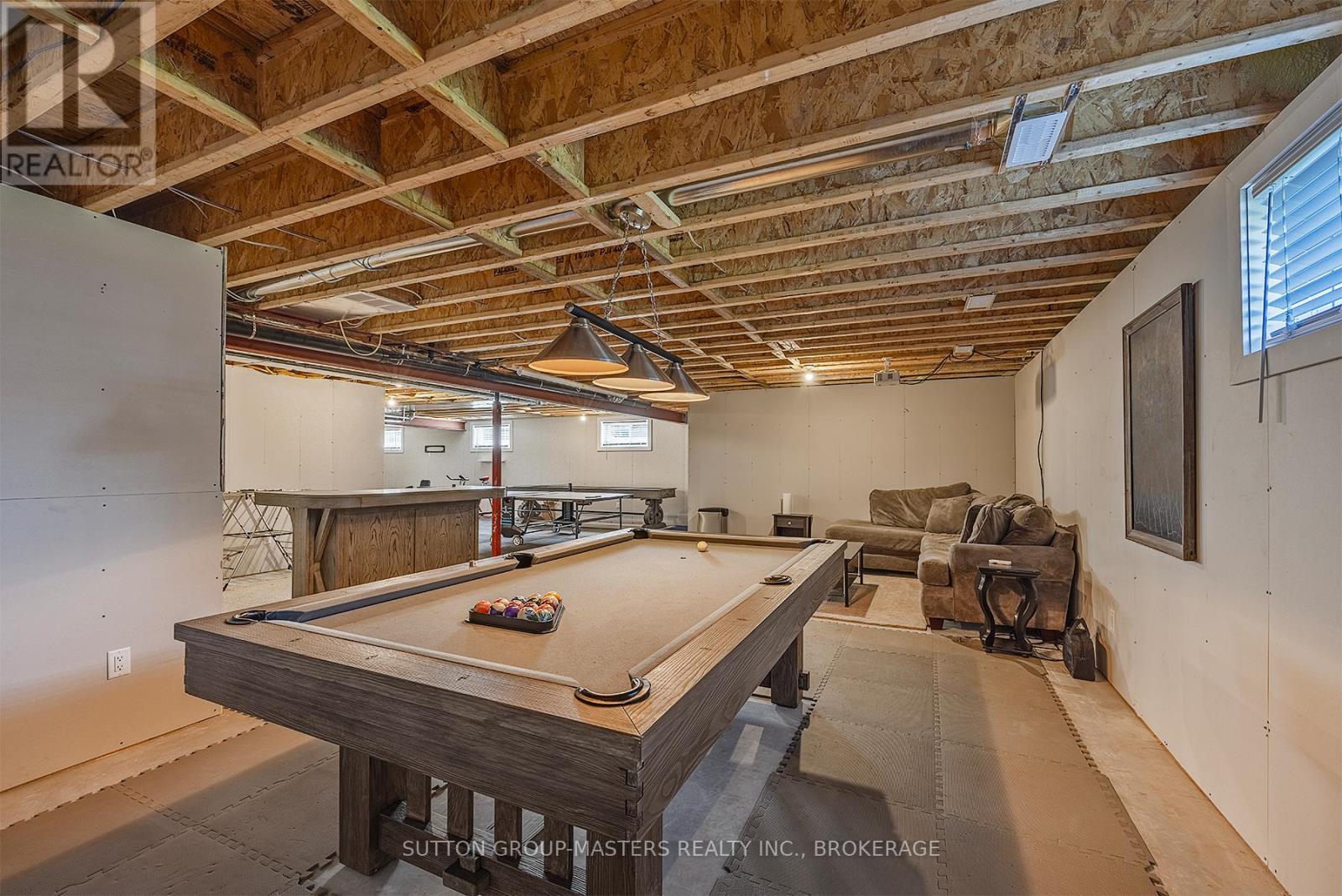247 ARNOLD STREET - 40