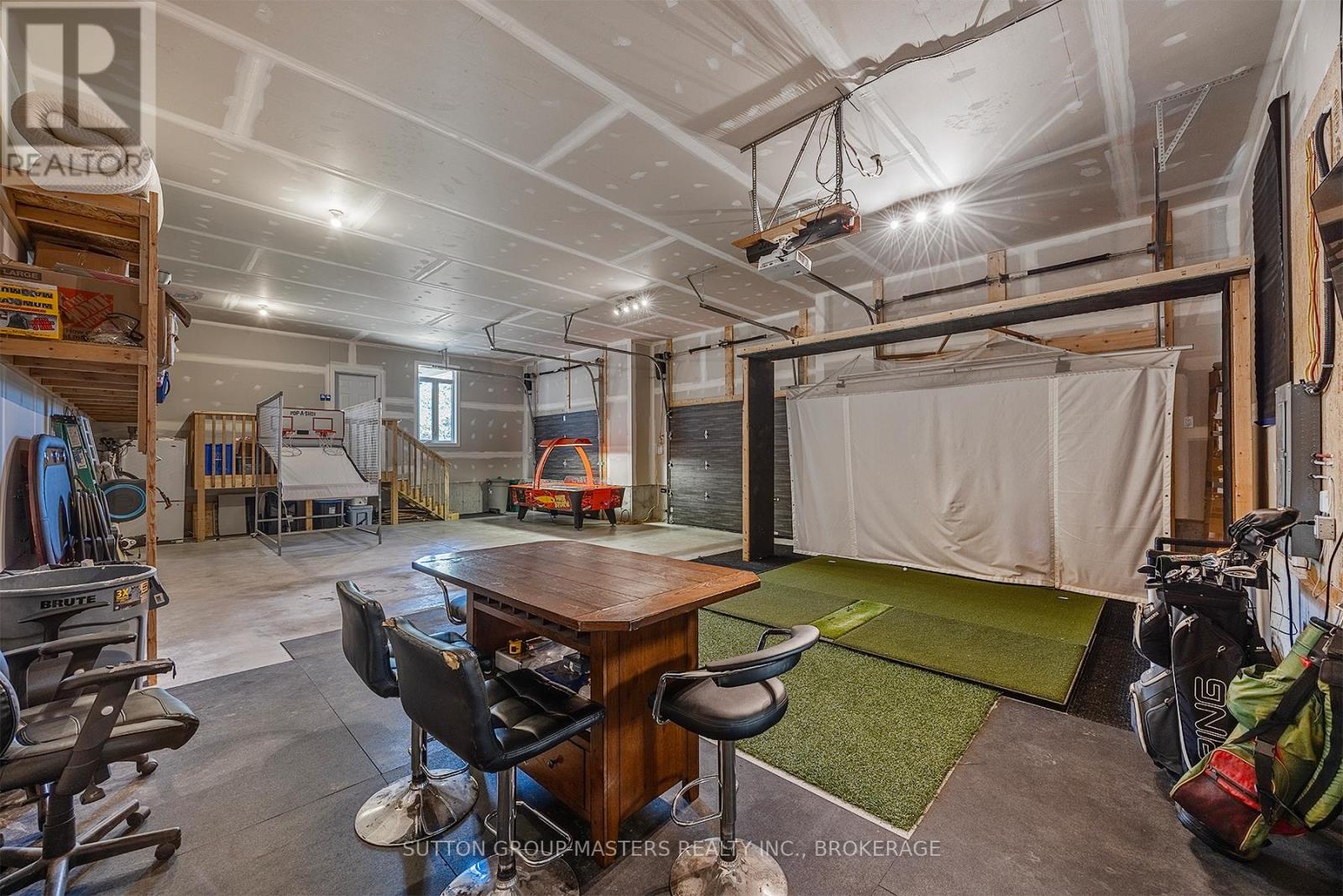 247 ARNOLD STREET - 48