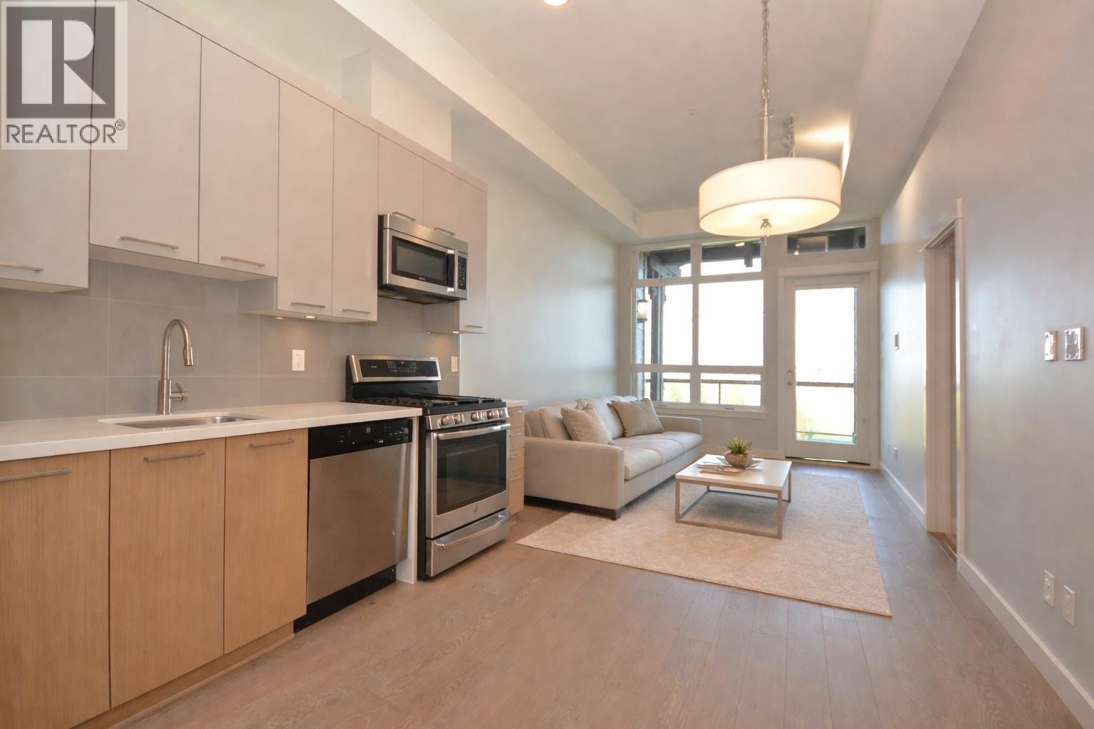 #406-4977 SPRINGS Boulevard, Delta