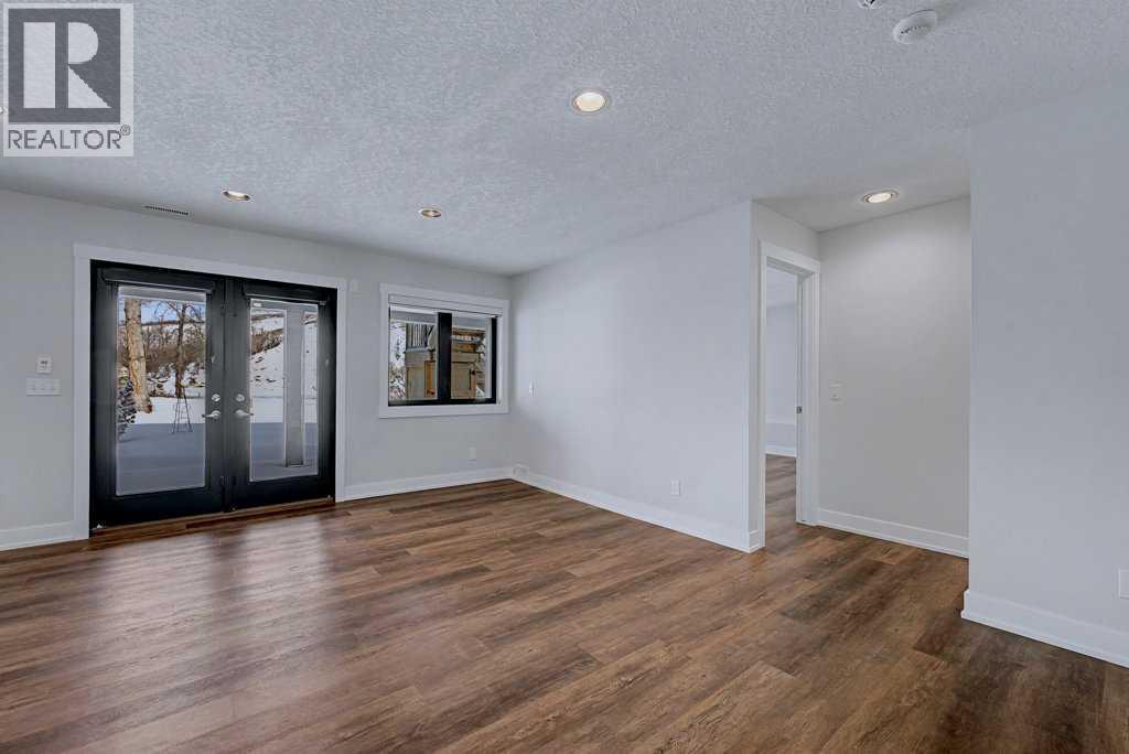 
          7220 Bow Crescent Northwest
            <br/>
            <span>Calgary</span>
            , 
            <span>AB</span>
             <span>T3B2B9</span>
         - Photo 42