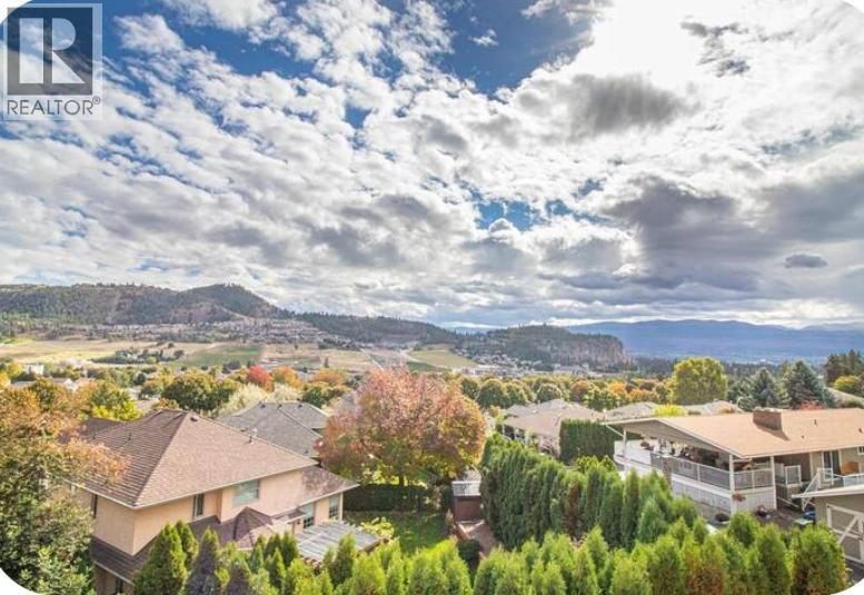  573 Spruceview Place North, Kelowna