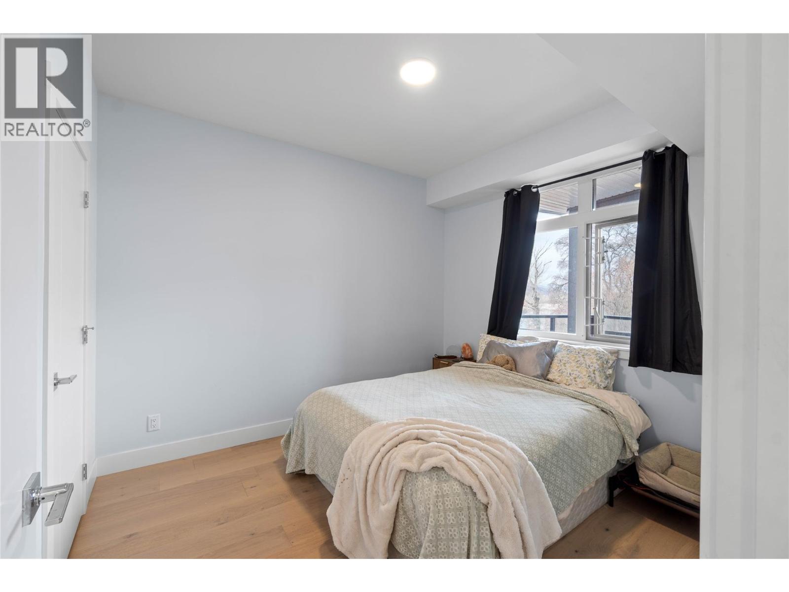 307 215 Royal Avenue, Kamloops