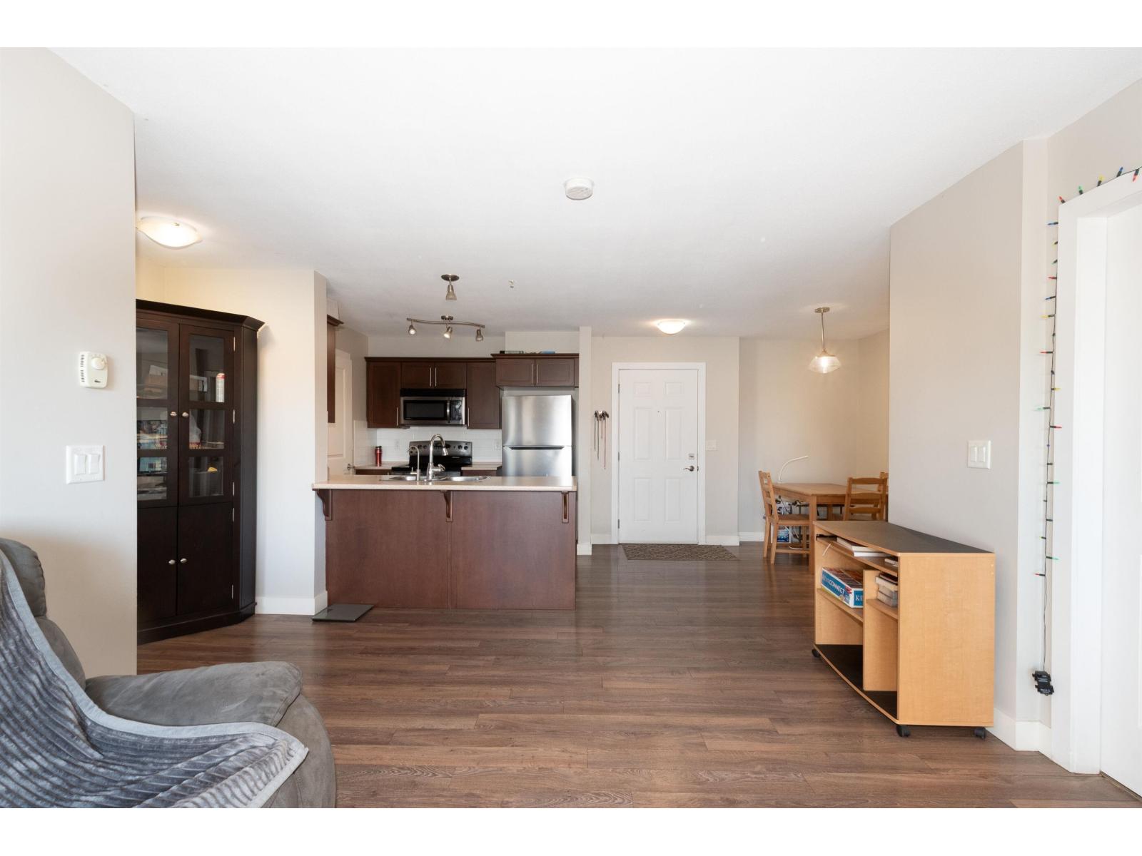 207 9422 VICTOR STREET, Chilliwack Proper East, Chilliwack