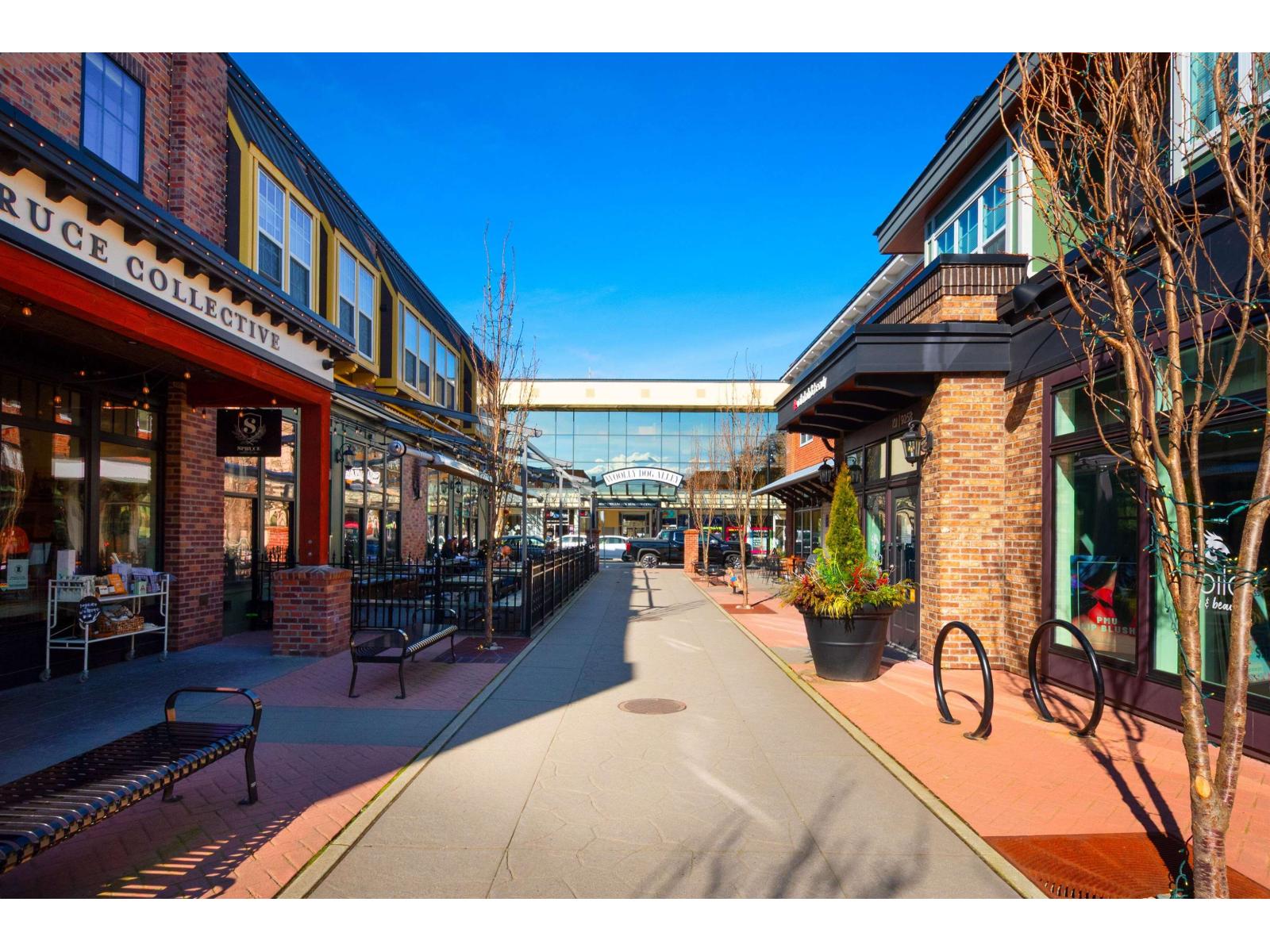 207 9422 VICTOR STREET, Chilliwack Proper East, Chilliwack