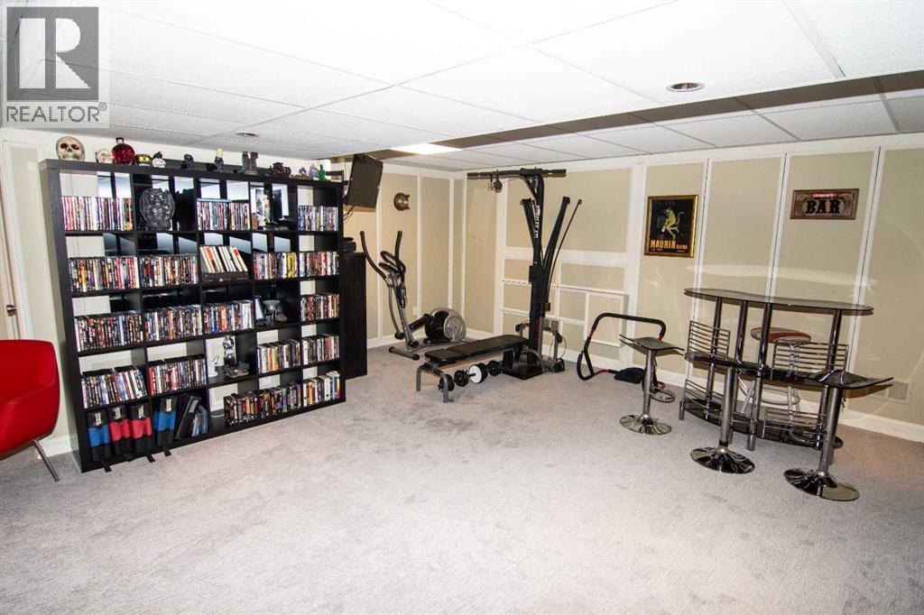 Single Family House Bungalow for Sale in  Lake Wood Place SE Lake Bonavista Calgary 