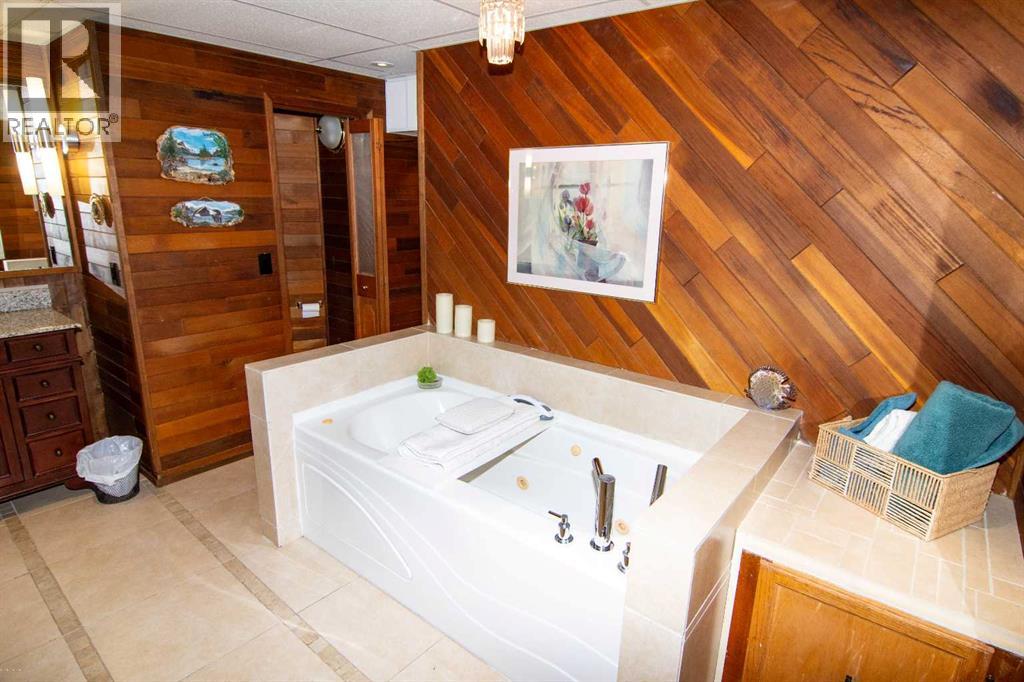 Single Family House Bungalow for Sale in  Lake Wood Place SE Lake Bonavista Calgary 